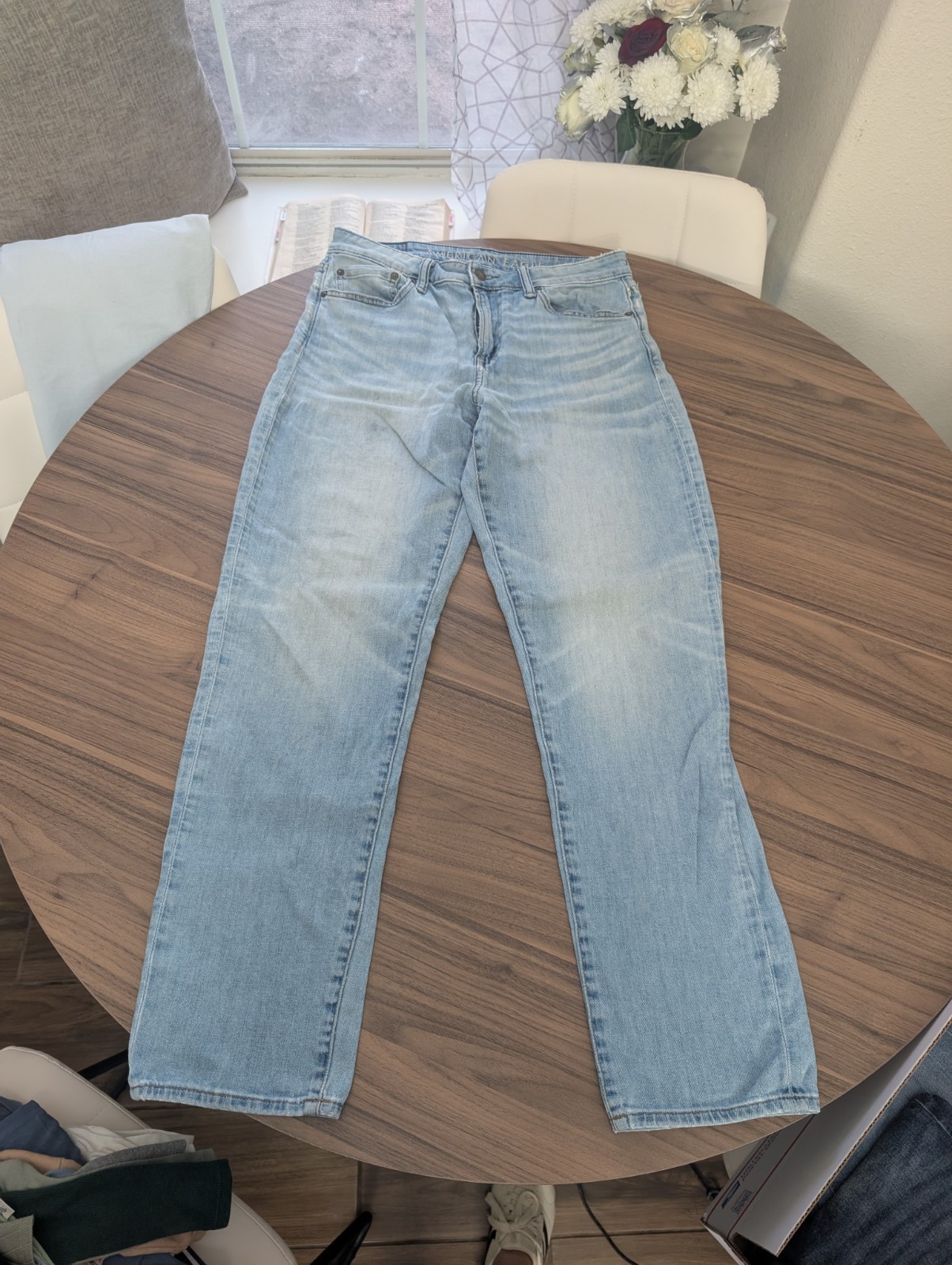 American Eagle Outfitters AirFlex Slim Straight Light Wash Blue Stretch Jeans
