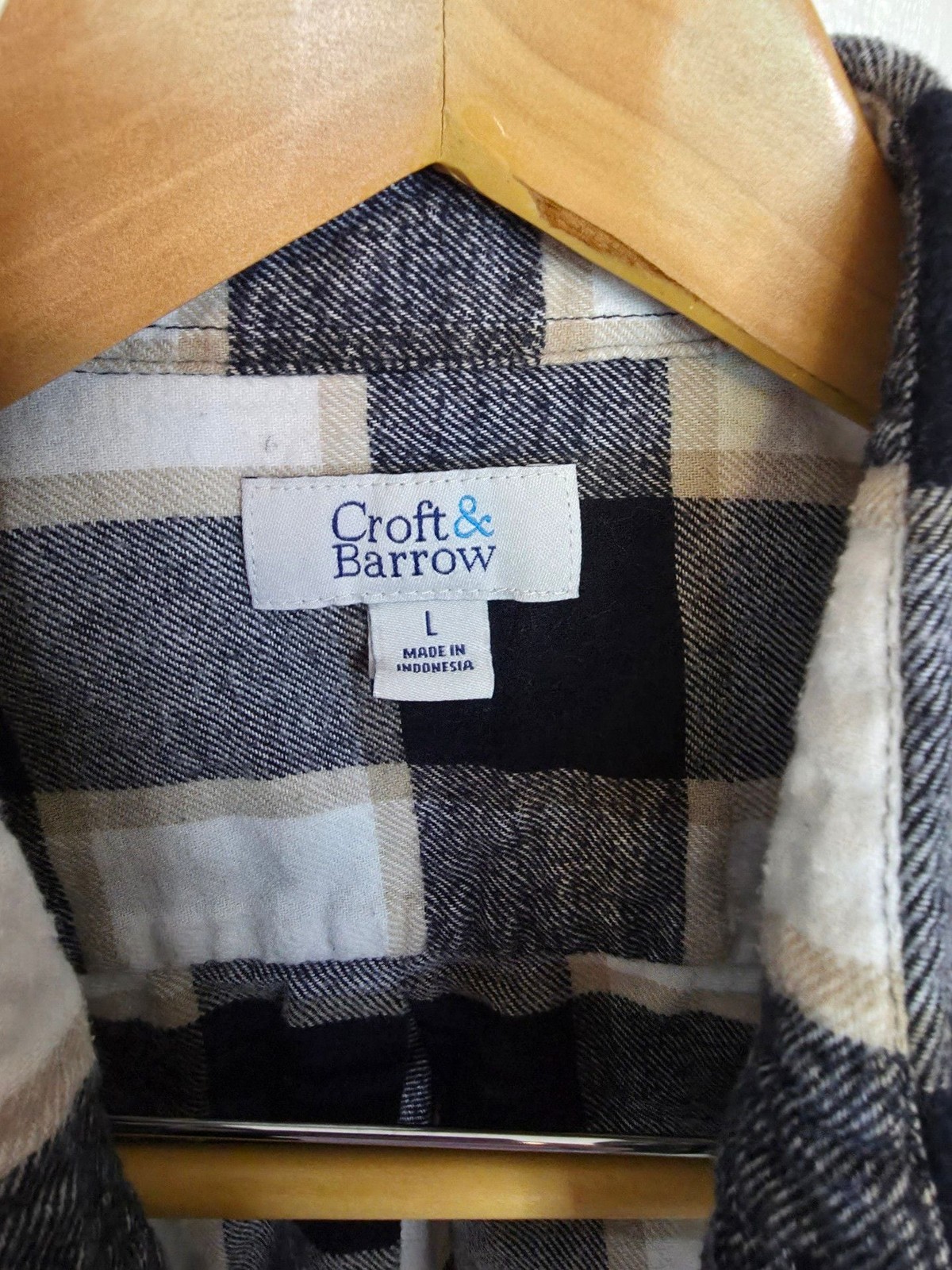 Croft & Barrow Women’s Long Sleeve Button-Up Plaid Flannel Shirt