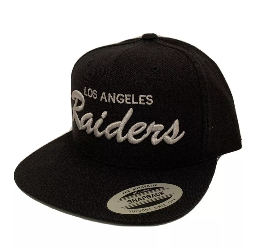 Los Angeles LA Raiders Script Classic Snapback Cap Hat Adjustable Black & White
