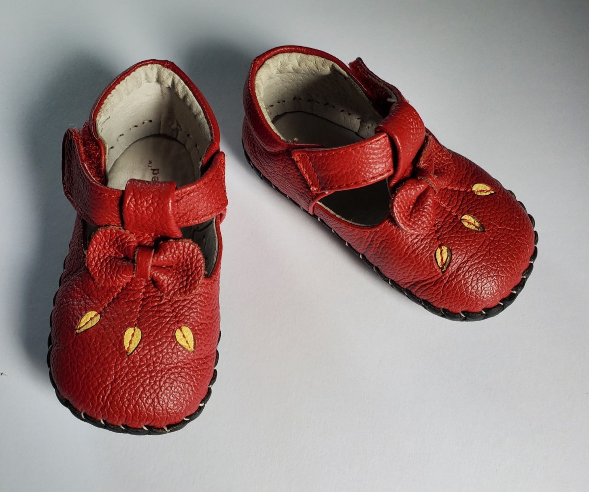 Pediped Infant Red Soft Sole Leather T-strap Shoe Size 6-12M