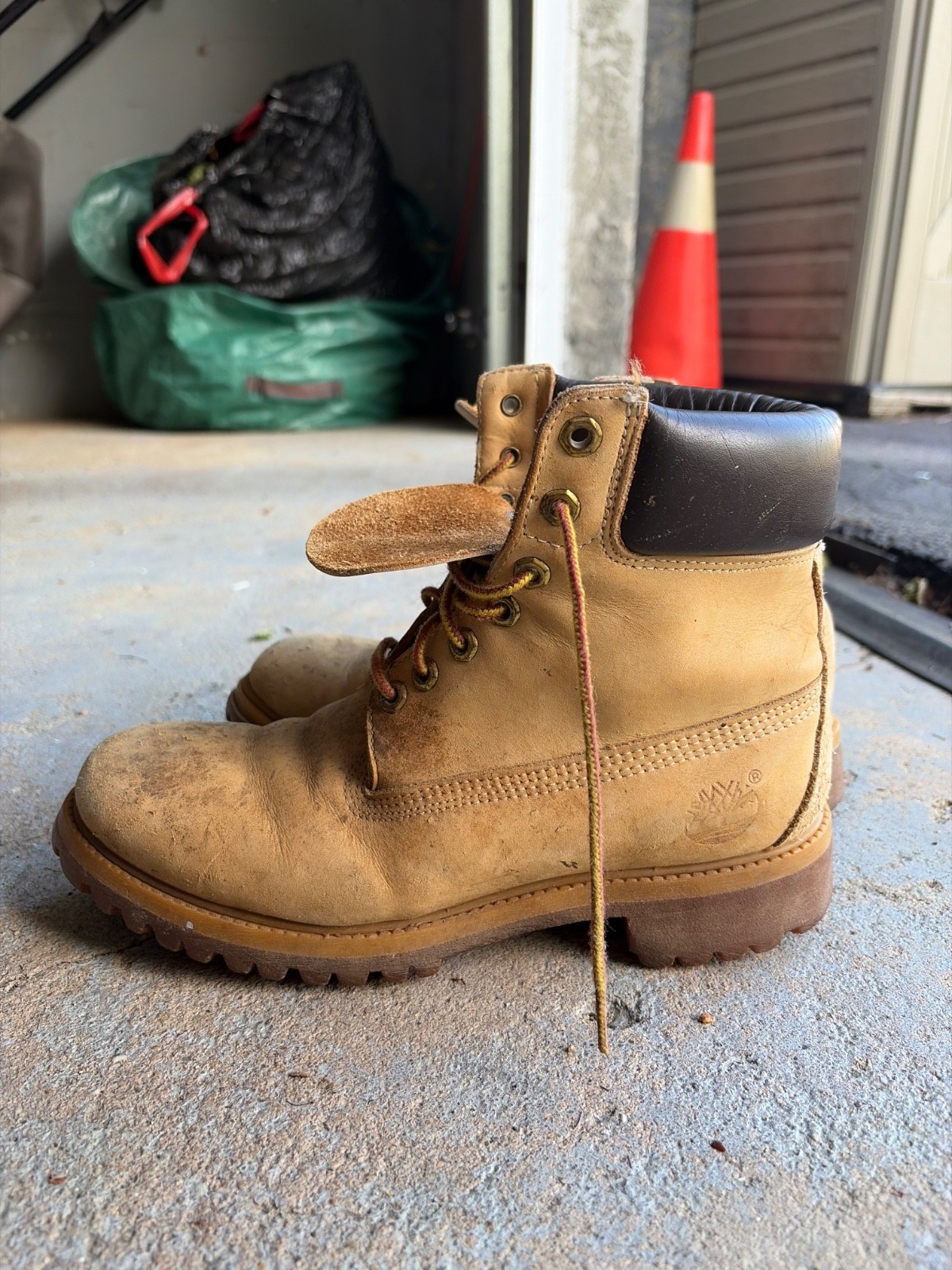 Timberland boots, brown, size 7.5 M, used condition, real genuine leather