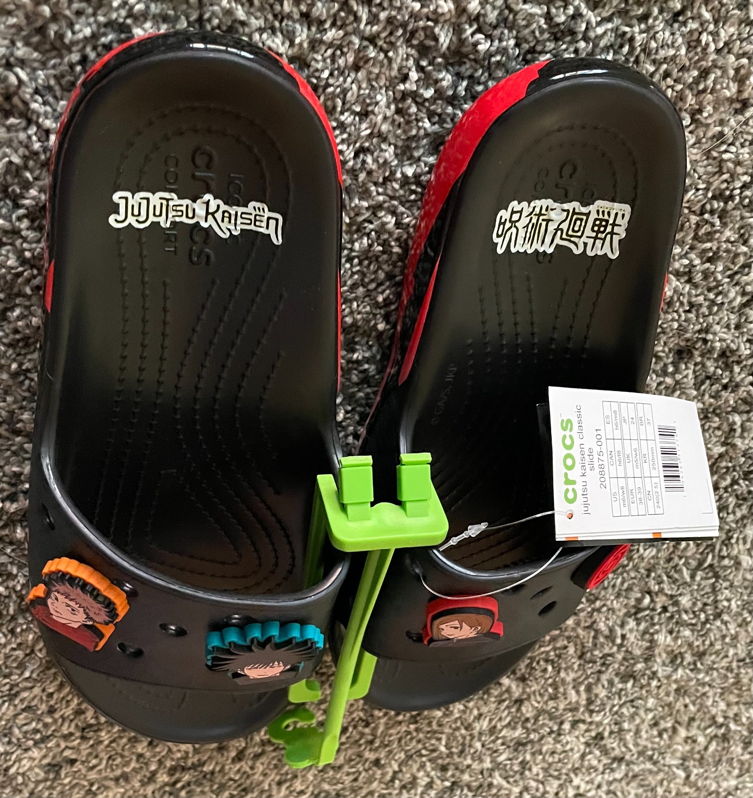 Crocs Jujutsu Kaisen Classic Slide, Black, W8/M6 – NEW