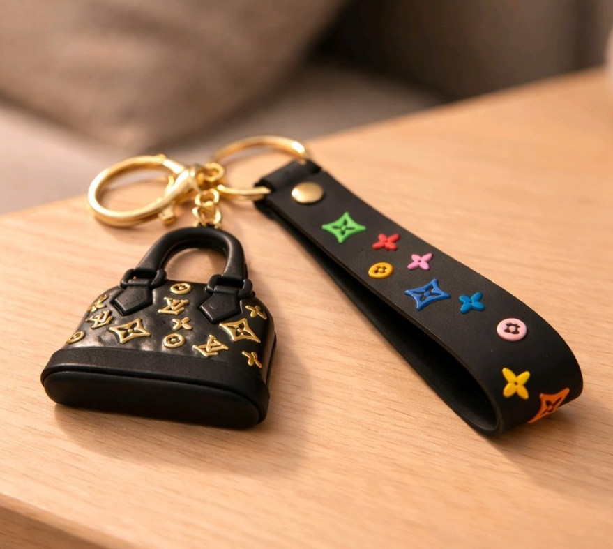 Mini Purse Key Chain Ring Bag Purse Charm Tassels Gold New Silicone & Vinyl NEW