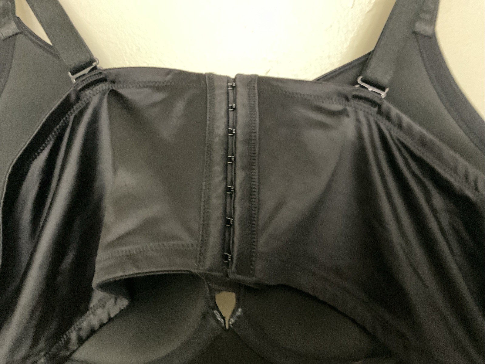 Womens Torrid XO Plunge Push-Up Bra Diamante rhinestone Black Size 50 B
