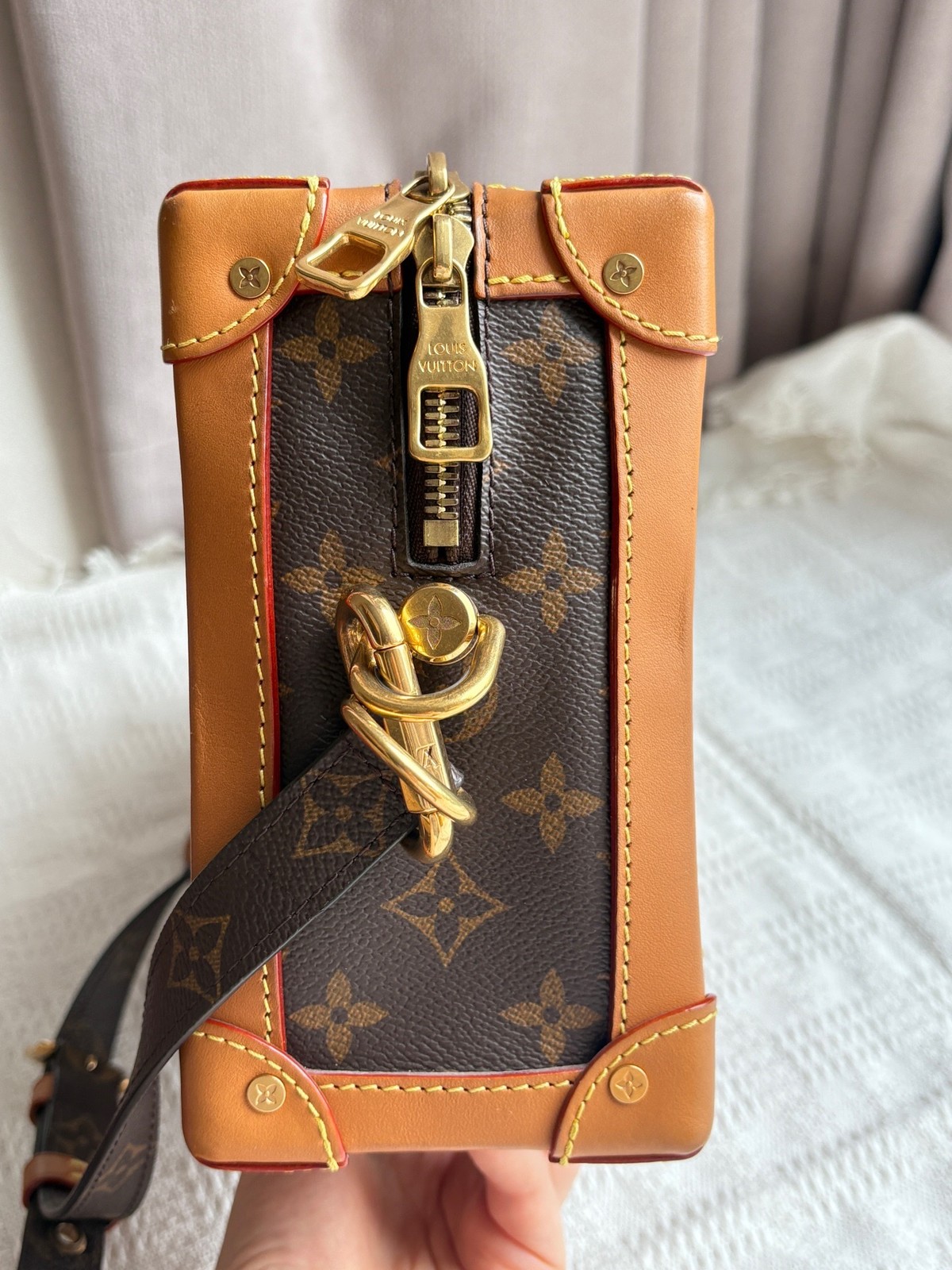 Louis Vuitton Pre-Owned Authentic Box Clutch Free Tracked Shipping