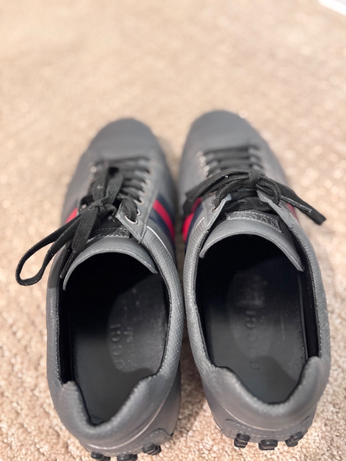 Gucci gray leather driver sneakers
