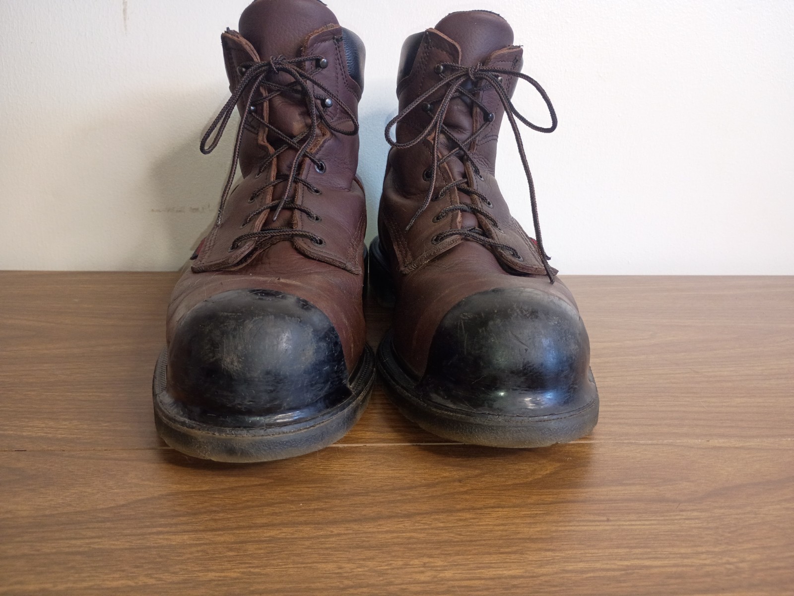 RED WING Sz. 14US/48EU 2240 SuperSole Safety Rated Work Boot w Tuff Toe App
