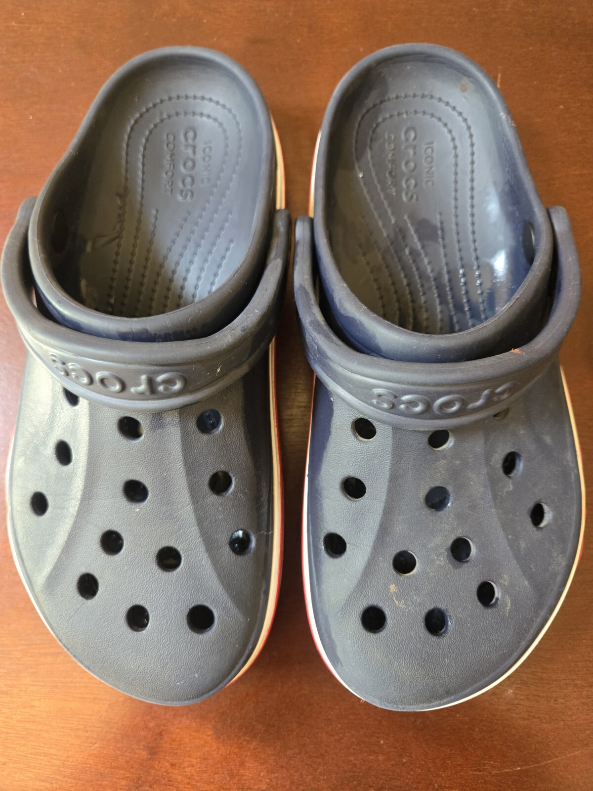 GUC Size M6 W8 Bayaband Clog Crocs sandals Navy Pepper