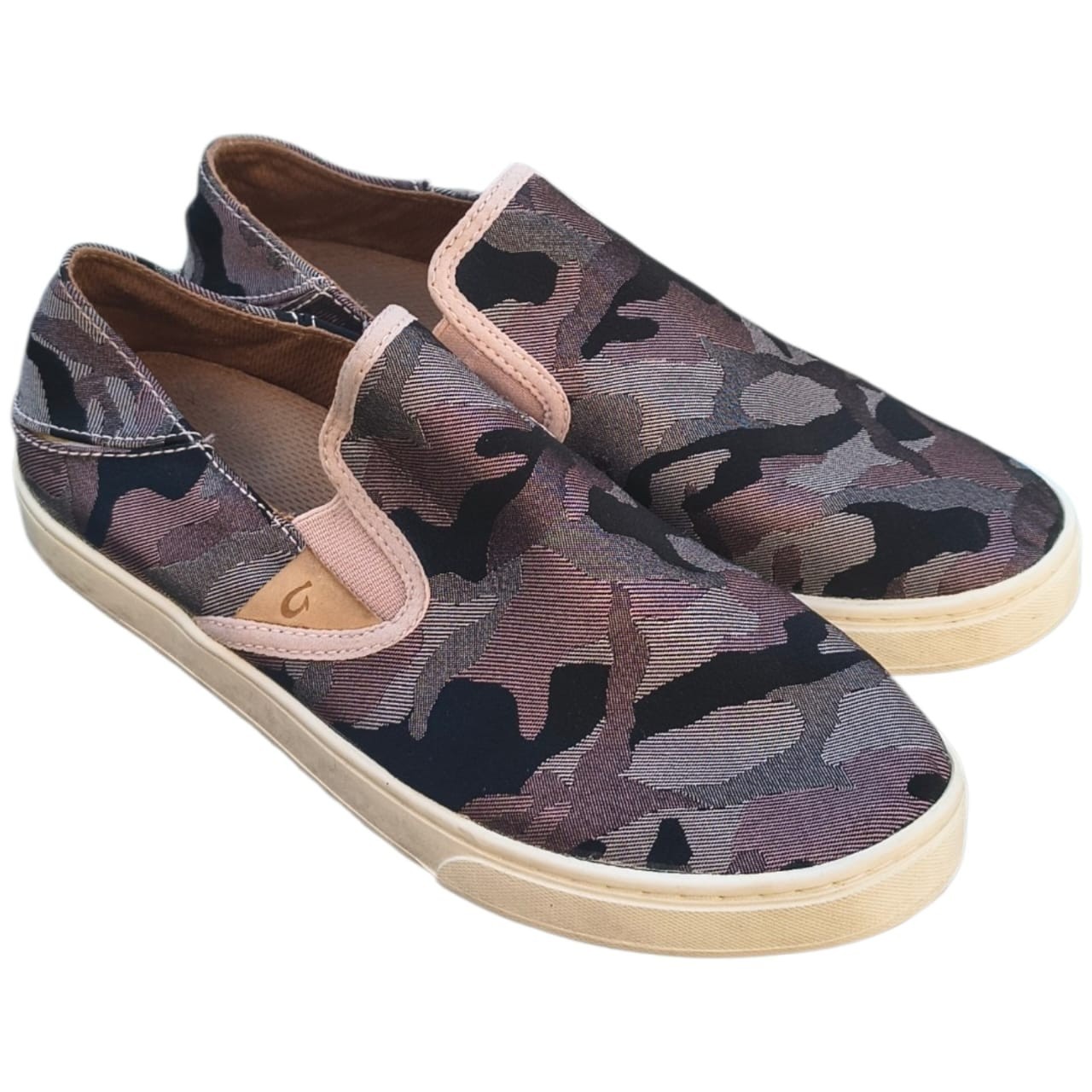 OluKai Pehuea Pa’i Women’s Shoes Size 8 Camo Slip On Sneakers Loafers Lae‘ahi