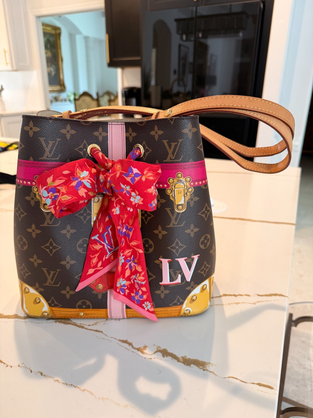 Louis Vuitton NeoNoe M40649 Limited Edition | Exclusive Collector’s Piece