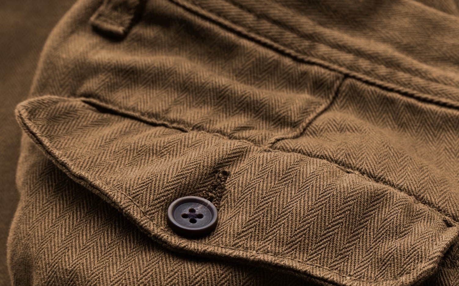 The Officer Chino-High-quality cotton provides a soft, purposeful texture .