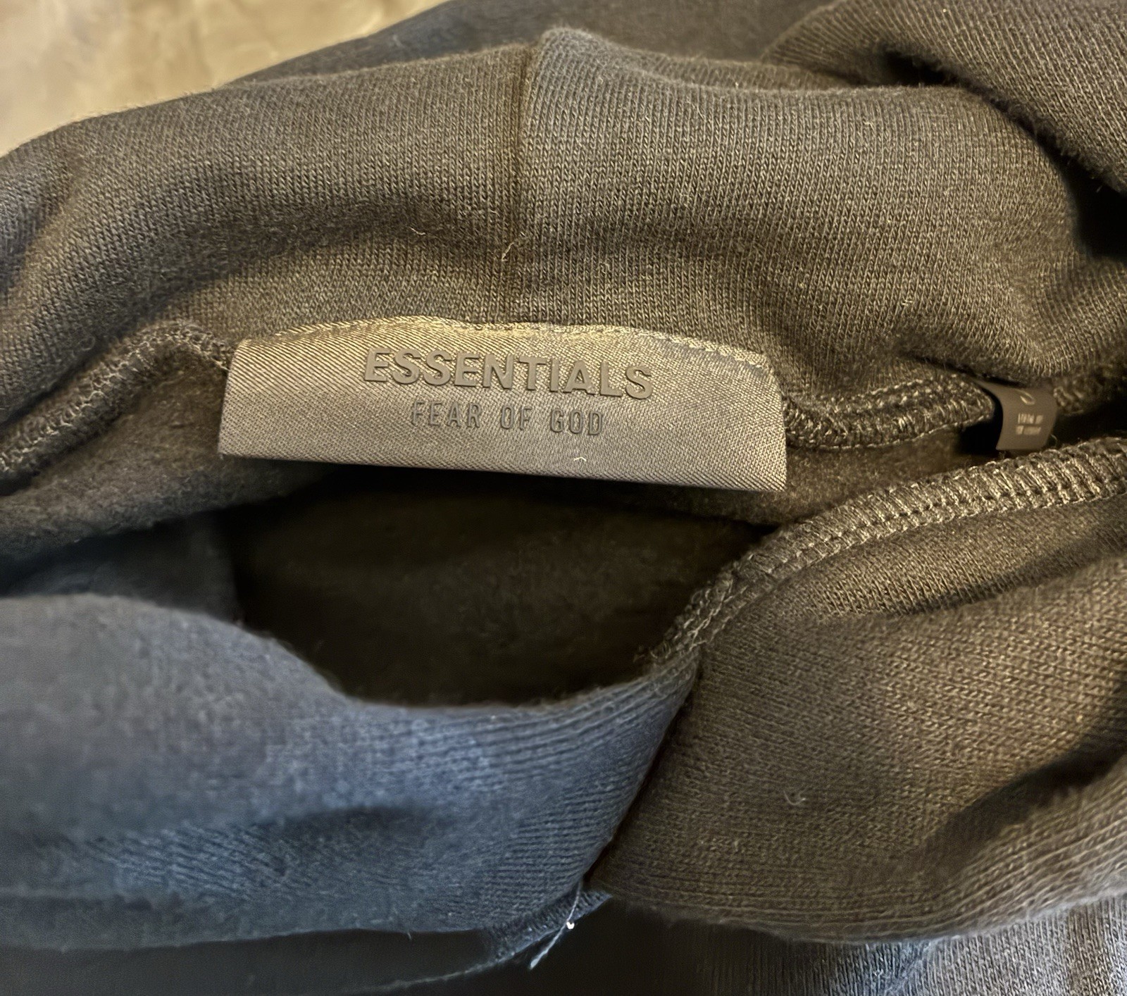 Fear of God Essentials Fleece Hoodie 2024 Black Authentic New Size SMALL