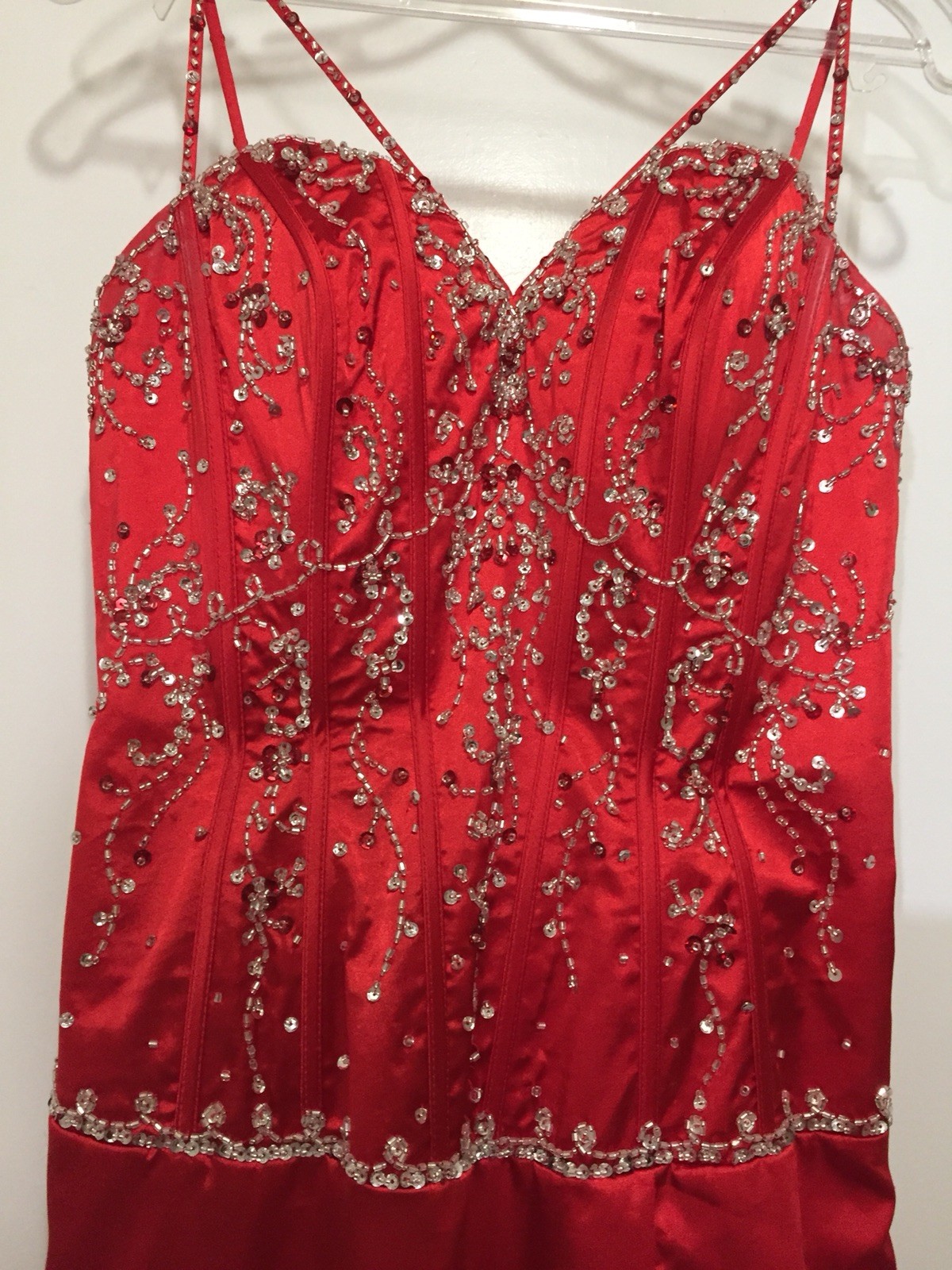 Red Prom Dress Size 9/10 Mori Lee by Madeline Gardner (Returns accepted)