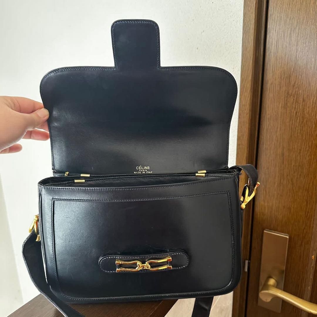 CELINE Horse Carriage Women’s Shoulder Bag Leather Navy Gold Hardware USED JAPAN