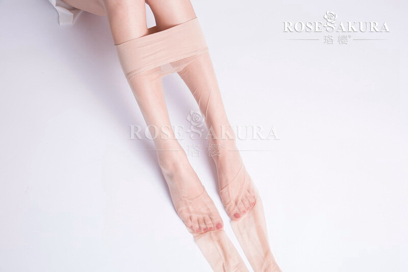 Rose Sakura SEAMLESS Pantyhose Ultra Sheer Glossy Stockings Plus Size 7334 8223