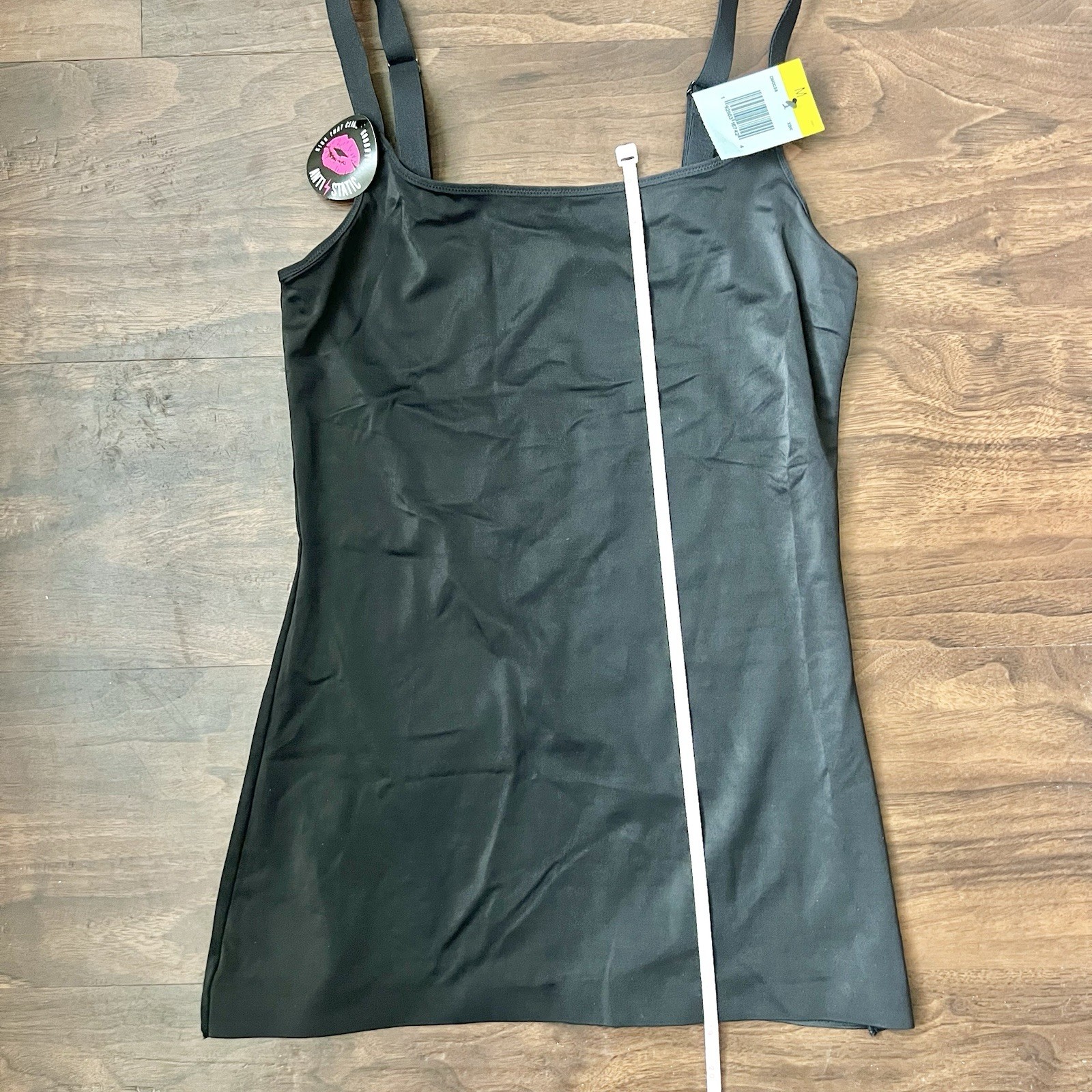 Maidenform Women’s Black Tank Anti Static Size M, NWT