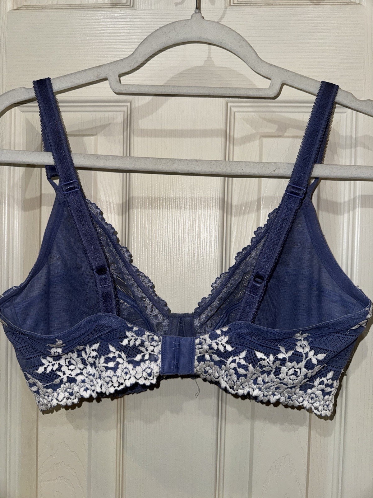 Wacoal Embrace Lace Underwire Bra featuring sheer intricate floral embroidery