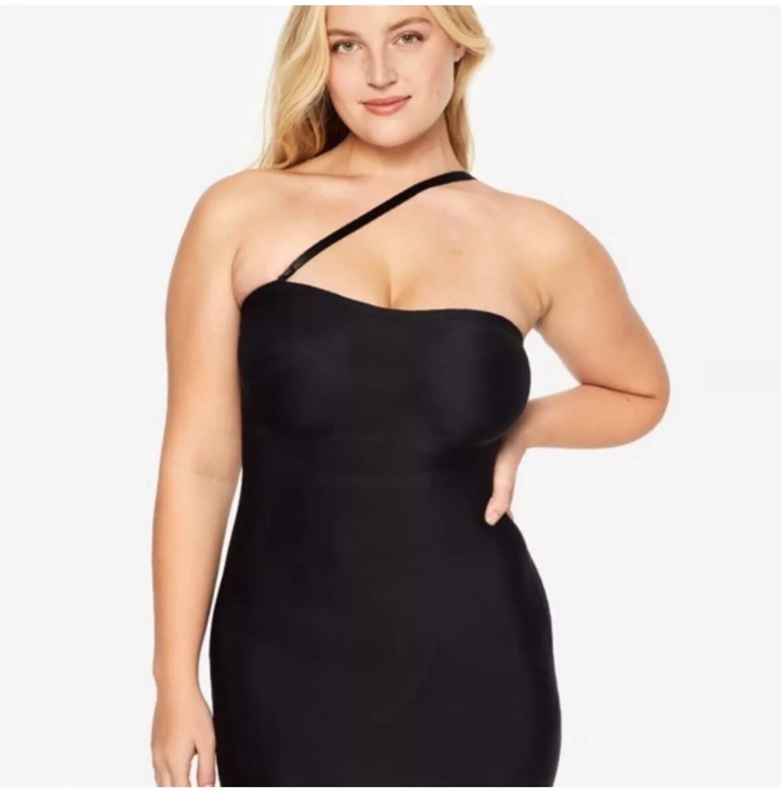 RUBY RIBBON CONVERTIBLE SLIP #4132 NEW!