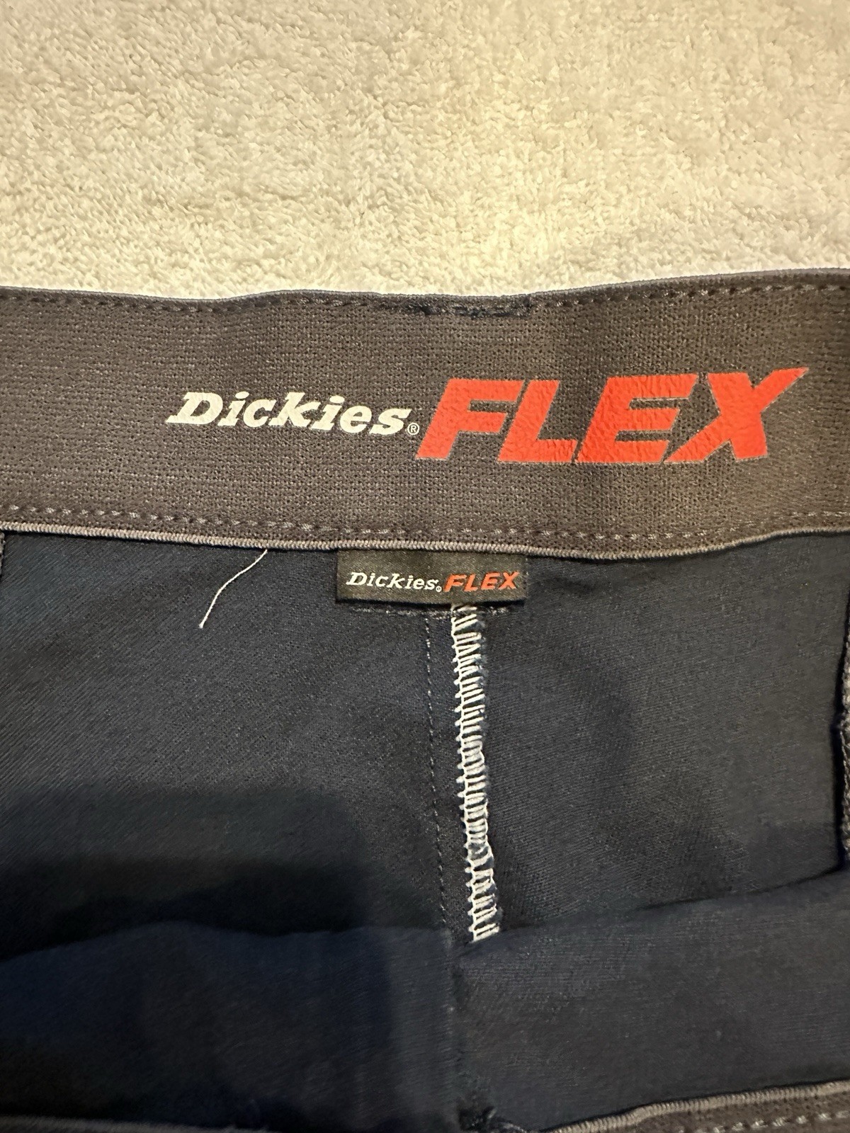 Dickies FLEX Men’s Navy Solid Cargo Shorts Cotton Canvas Flat Front Pockets