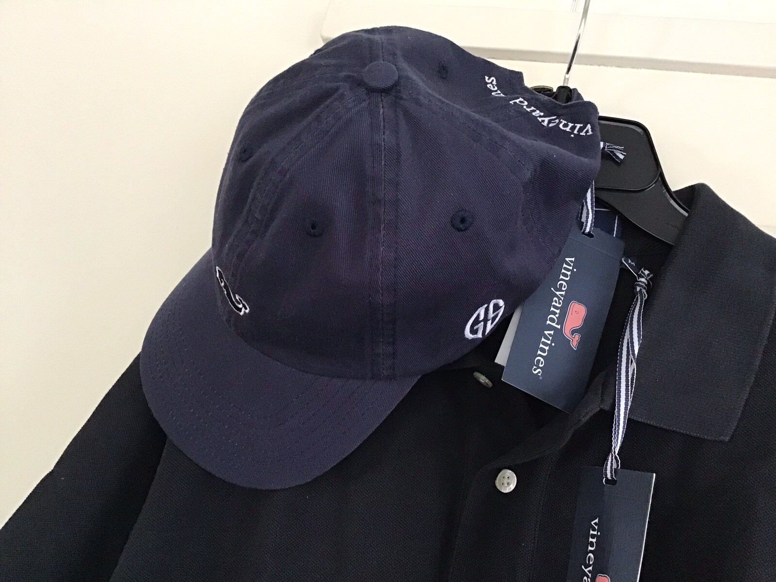 Vineyard Vines Classic Pique Polo Mens M & Whale Logo Hat Goldman Sachs Monogram