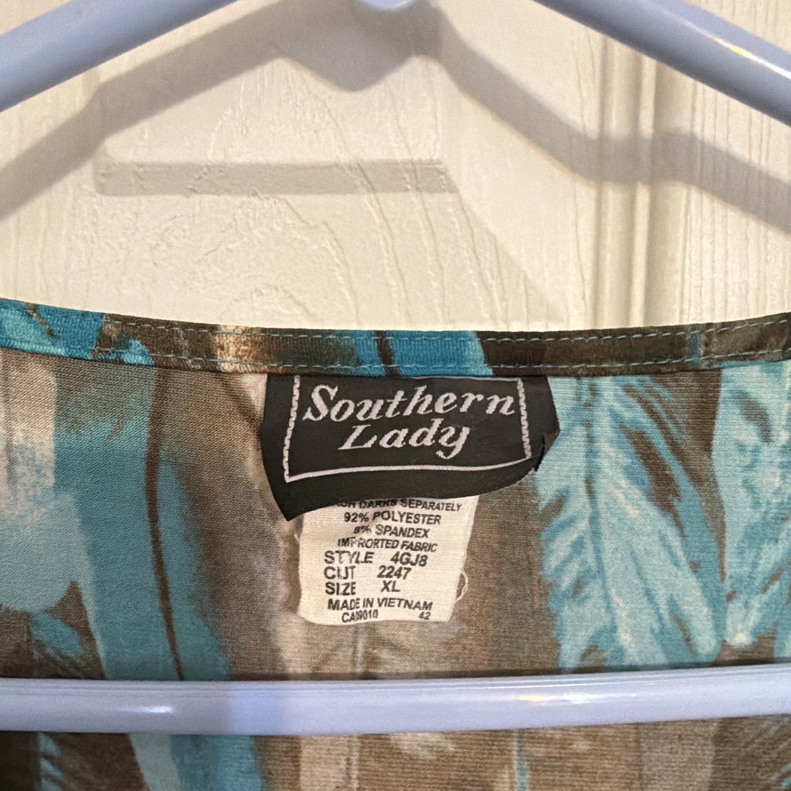 Southern Lady XL Feather Print Scoop Neck 3/4 Sleeve Stretch Knit Tunic Top