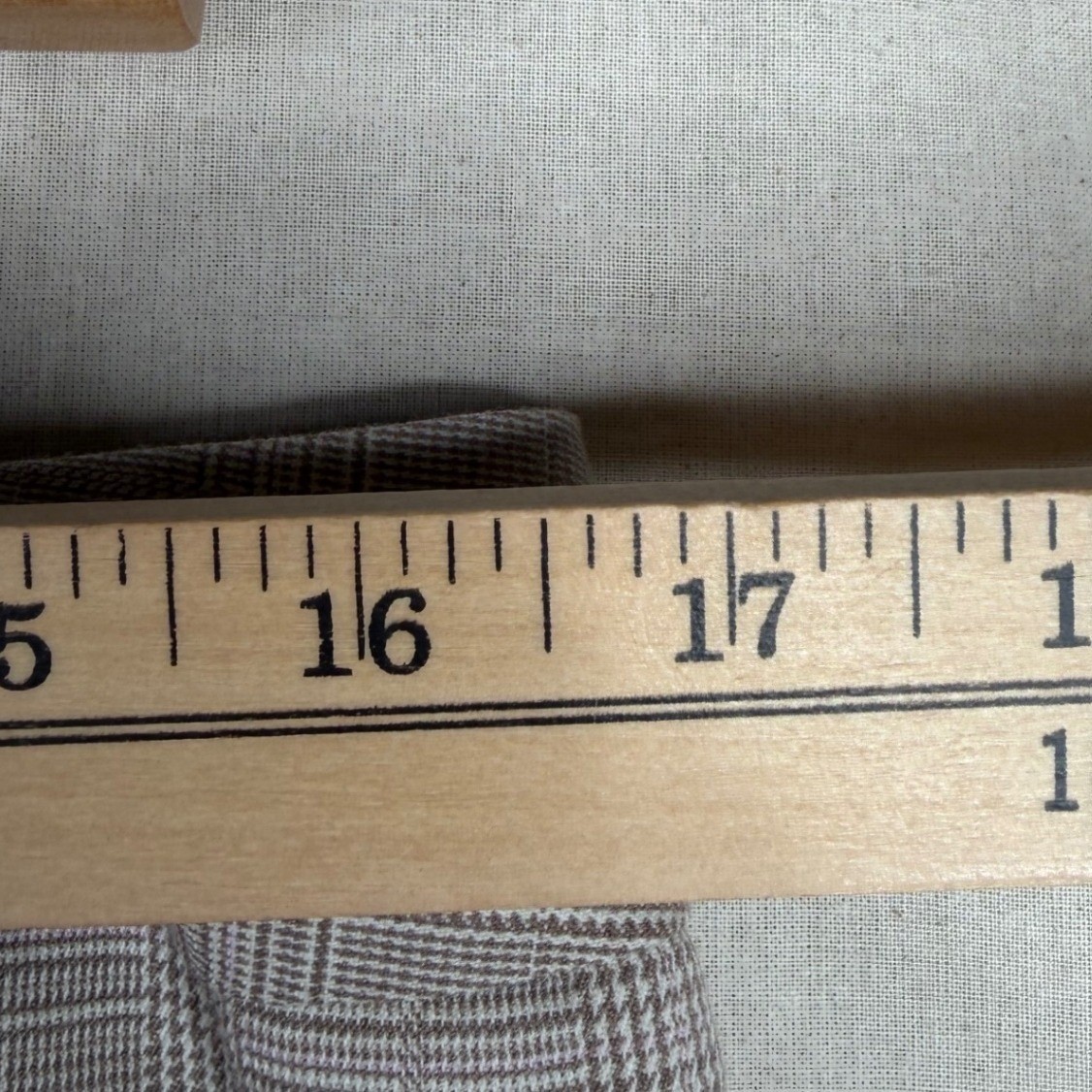 New Alfani Plaid Dress Pants size 12 Beige/White