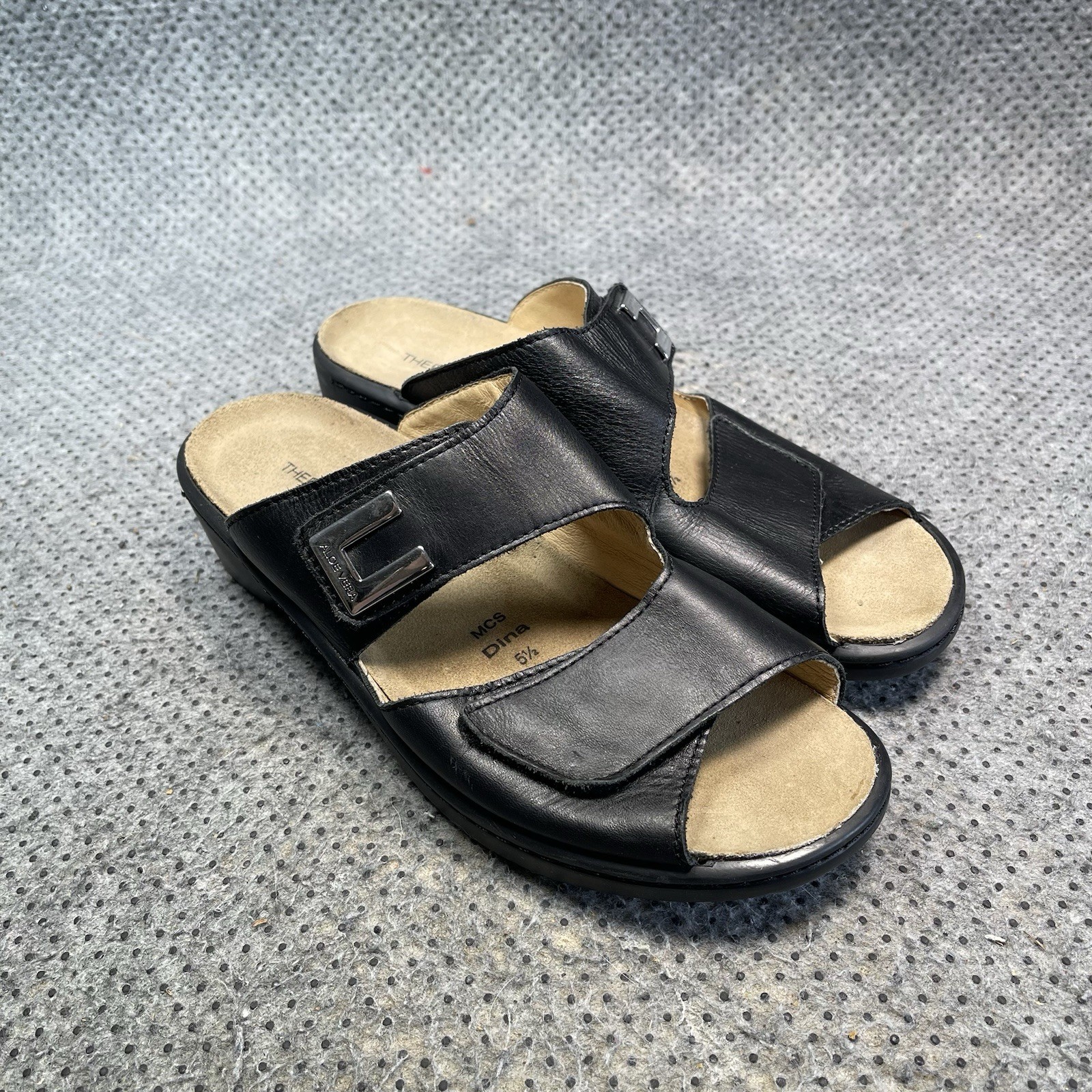 Theresia M Aloe Vera Black Leather Sandals Size 5.5 Women’s
