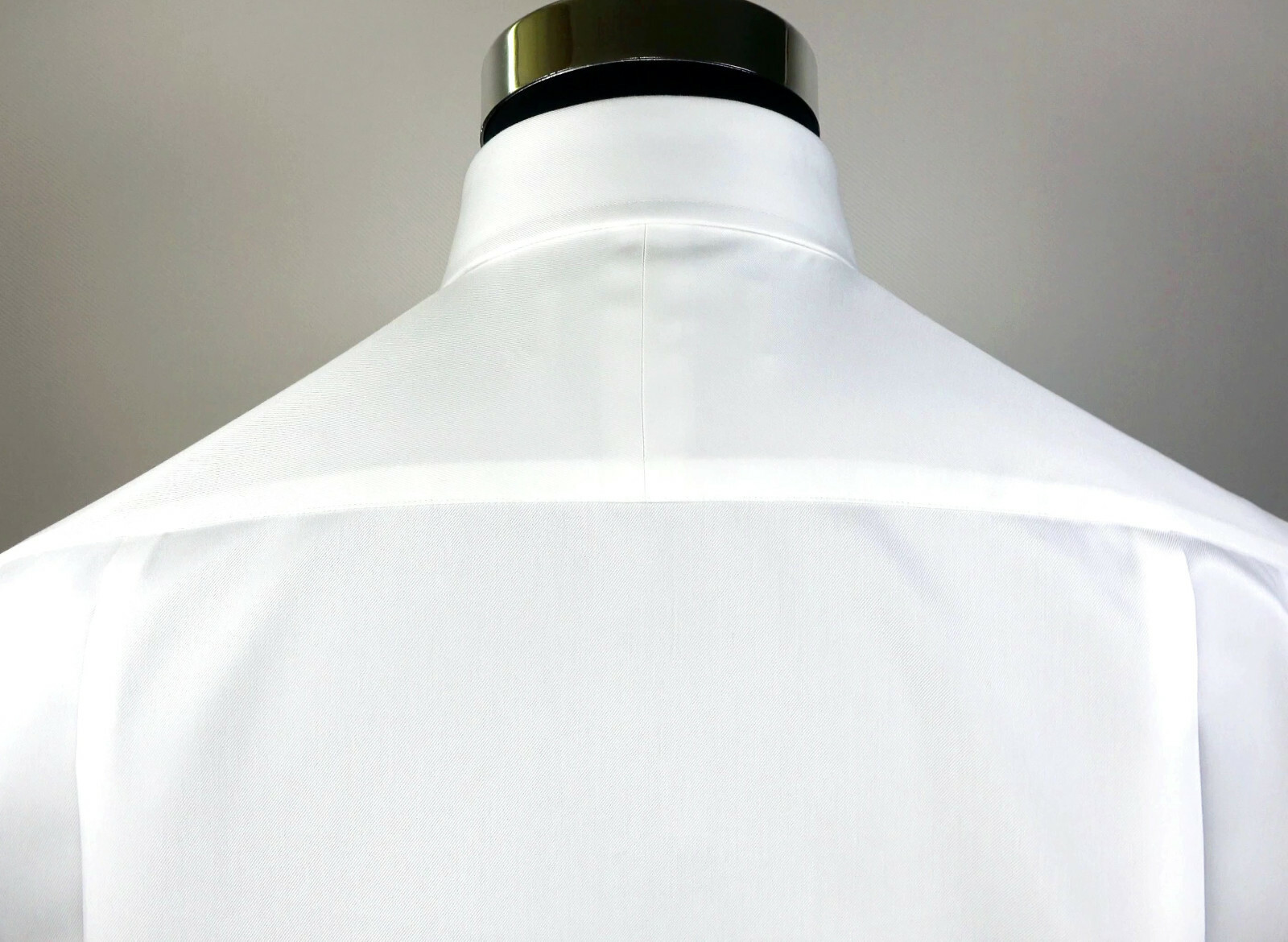 White Poplin 2-Ply 80’s Professional Formal Event Dress Shirt With Blue Trim Top