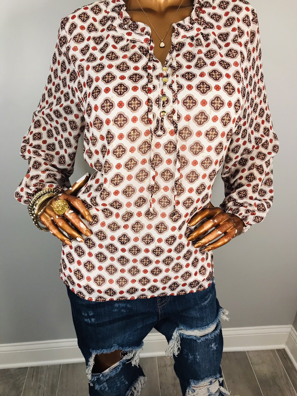 Talbots XL P Damask Print Shiny Low Cut Blouse 1/2 Button Up Lite Soft Easy Wear
