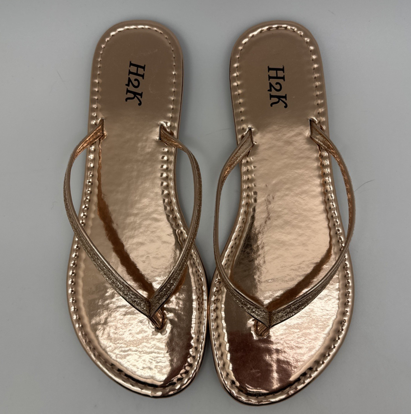 H2K Women’s Rose Gold Glitter Flat Thong Flip Flops Sandals Sassy Size 10