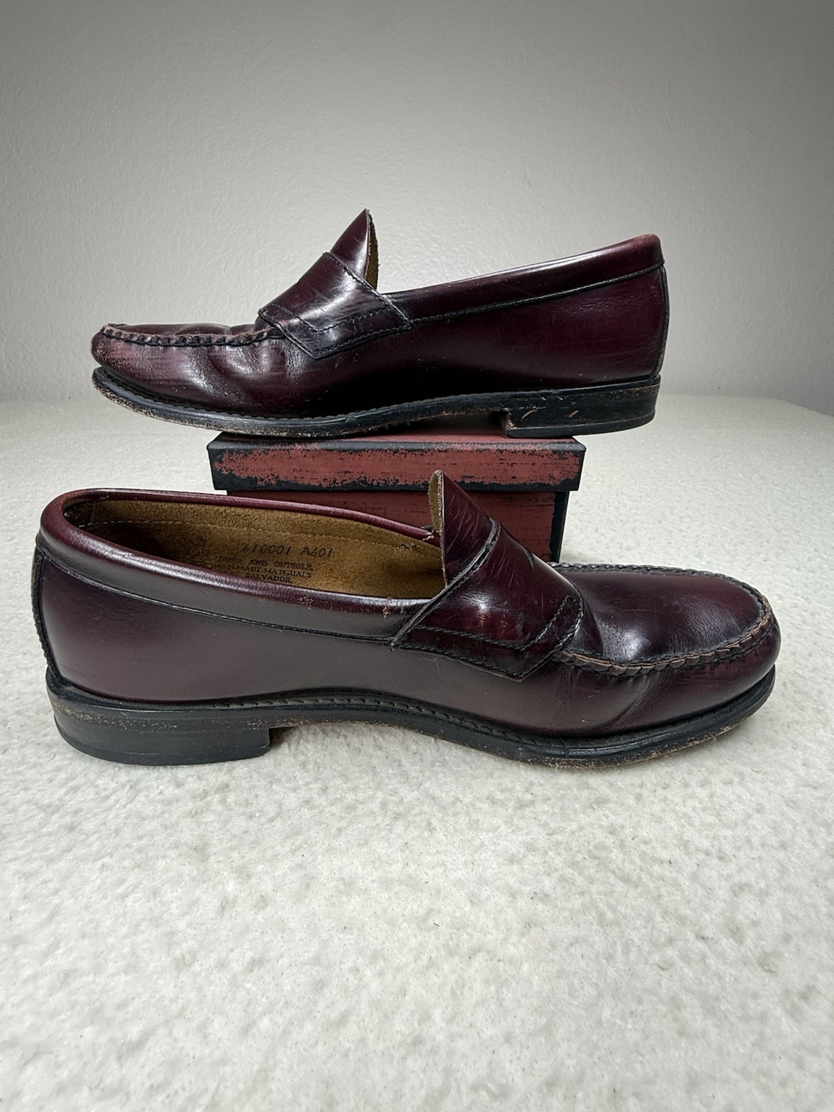 G.H. Bass Weejuns Penny Loafers Mens 10 D Burgundy Leather Slip On Classic