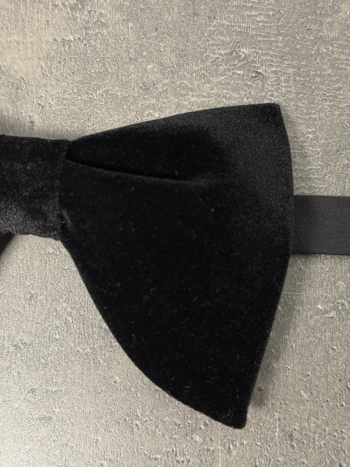 Handmade Black Velvet Bow tie Vintage style 70`s Bowtie Pretied Formal Prom
