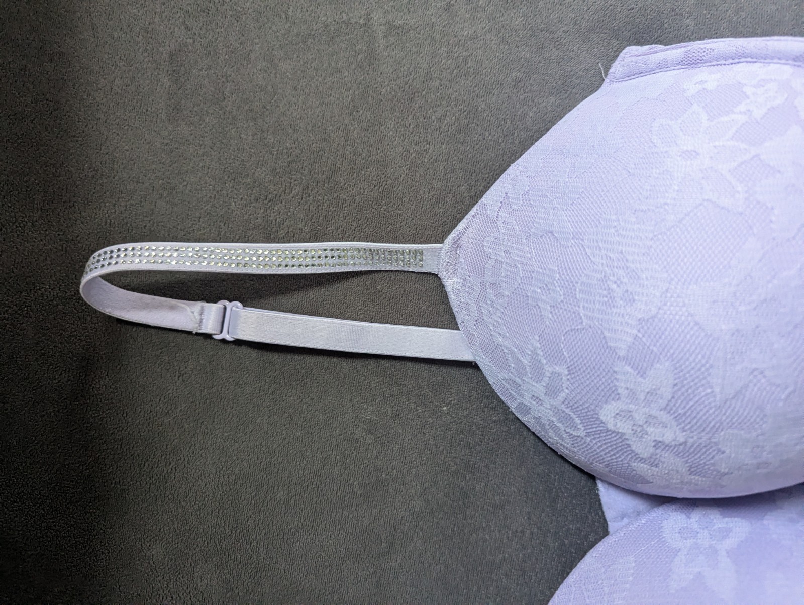 Victoria’s Secret 38C Super Push Up Bra Wear Everywhere Floral Lace Padded