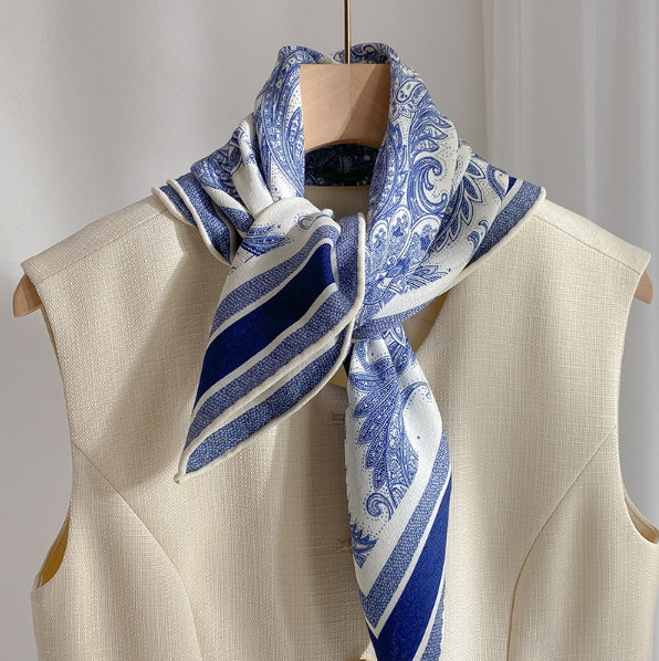 70% Cashmere 30% Silk S14wl Neckerchief 65X65cm grass Print Scarf Bandana wrap