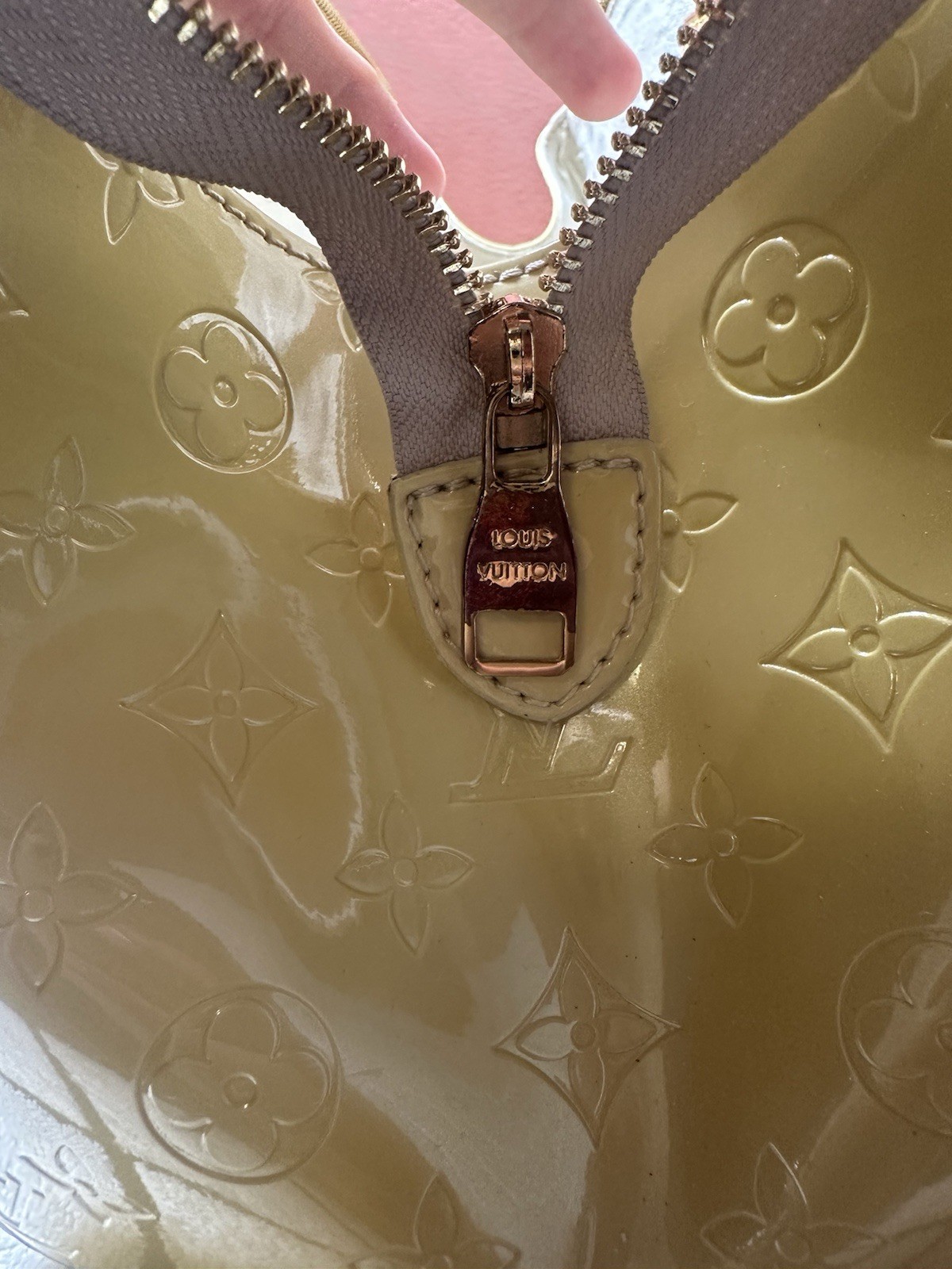 Authentic Louis Vuitton Vernis Sherwood PM Broncorail Shoulder Bag