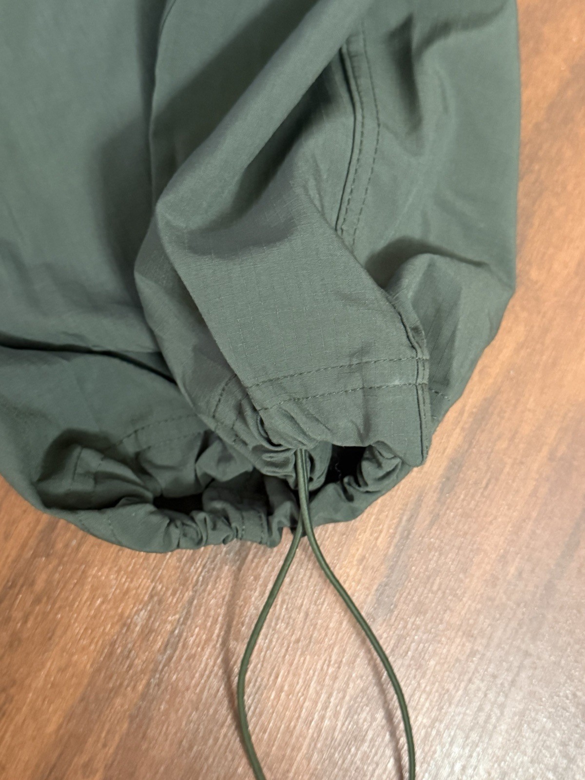 AVIA Olive Green Cargo Jogger Pants Size L 12-14 Drawstring Cuff Pockets