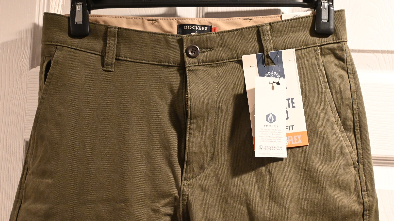 NEW Dockers Mens Slim Fit Ultimate Chino Smart 360 Flex Army Olive Size 30X30
