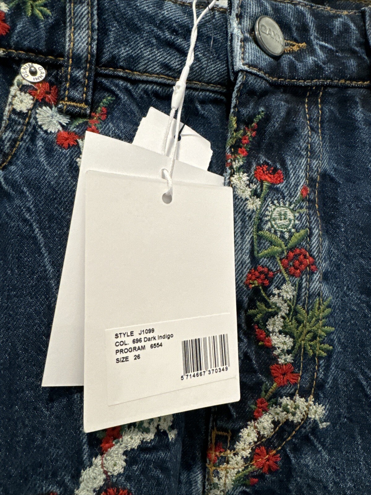 GANNI Denim Flower Embroidered shorts Size 26 NWT RARE