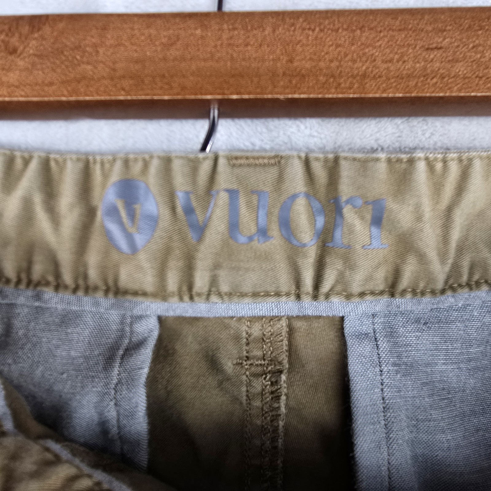 Vuori Pants Mens 36×30 Casual Tan Chino Pants All Day Pants
