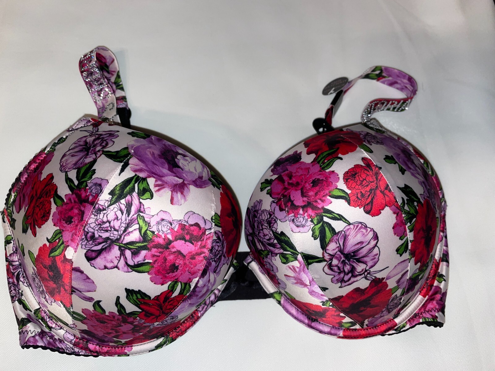 VICTORIA SECRET BOMBSHELL BRA ADD 2 CUP PLUNGE Super Push UP NEW Shine Strap