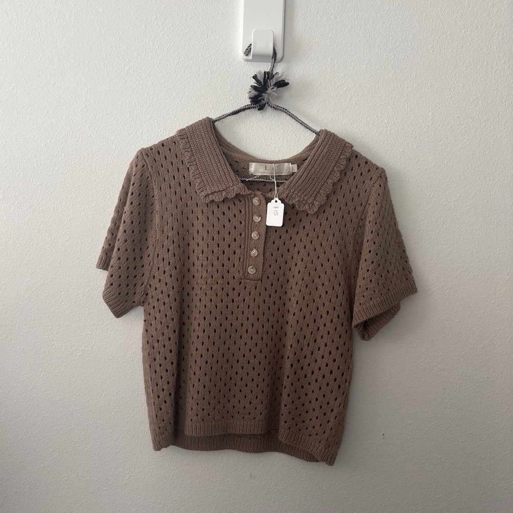 Lizette Collection Brown Open-Knit Ruffled Collar Button Short Sleeve Pullover L