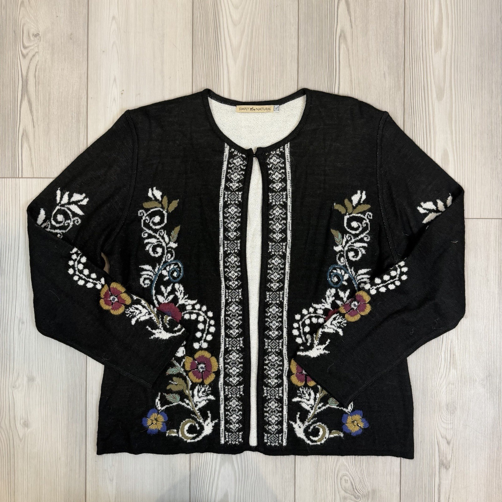 Simply Natural Hanna Alpaca Blend XL floral embroidered cardigan Sweater Peru