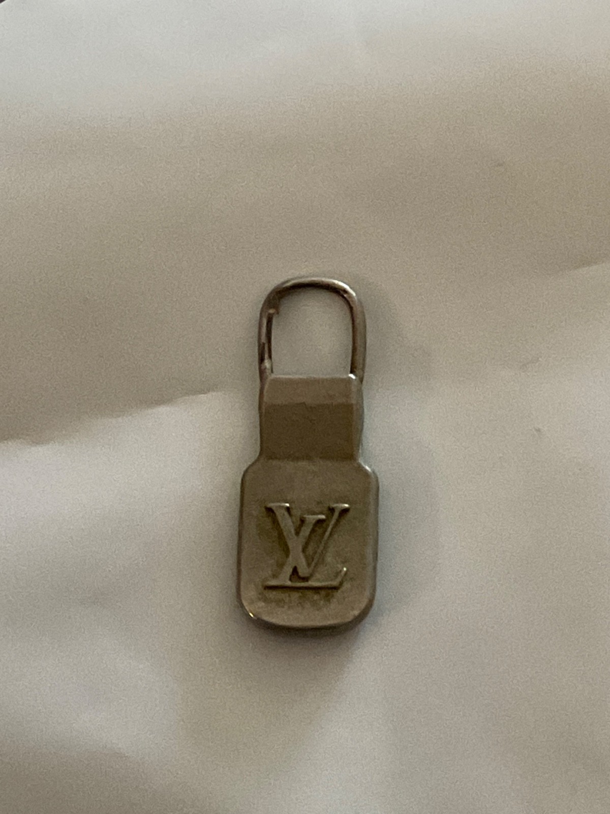 Louis Vuitton Metal Zipper Pull Vintage Repair Reuse Replace Crafts