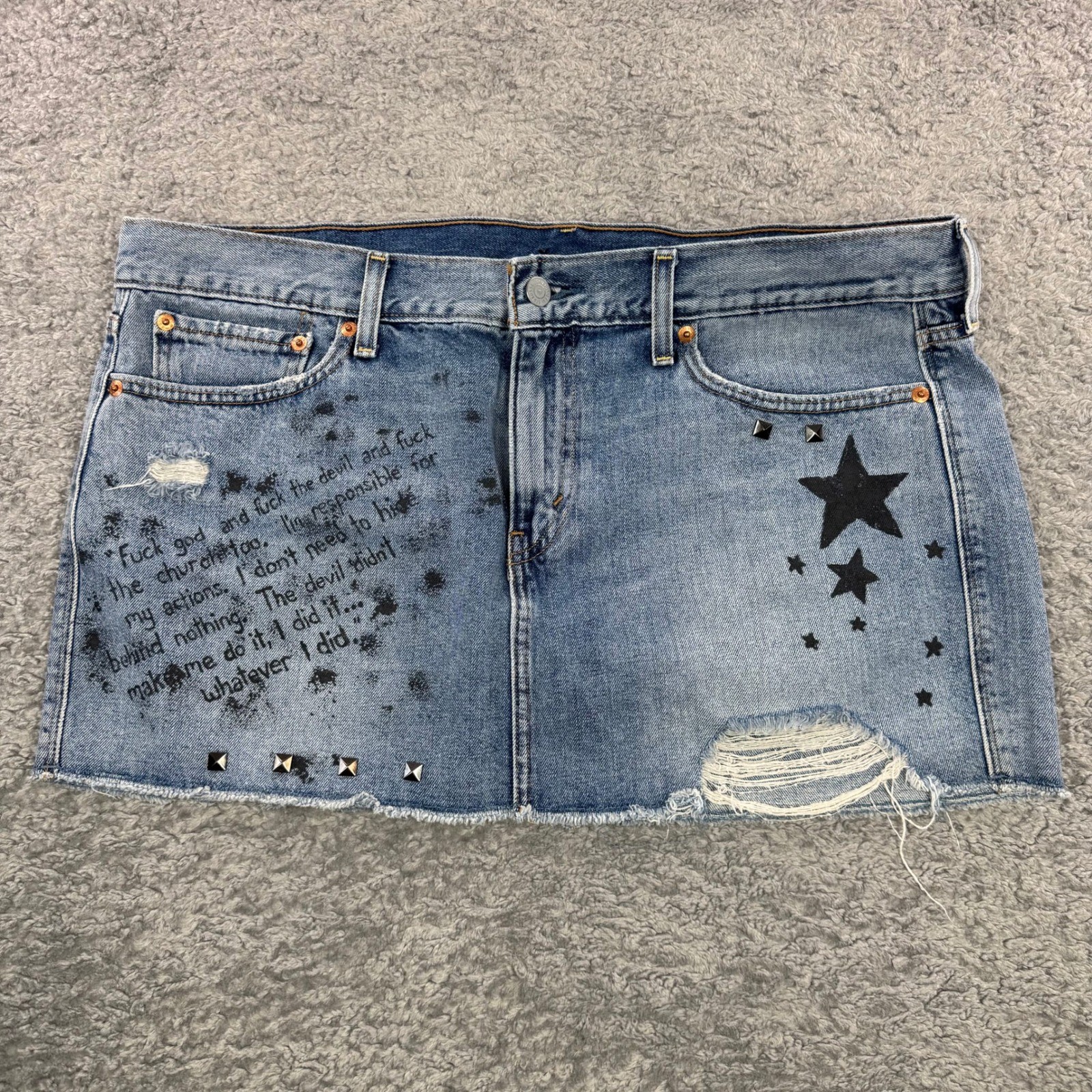 Levis Custom Studded Punk Denim Mini Skirt Metal Babe Grunge Graphic 38″ Atheist
