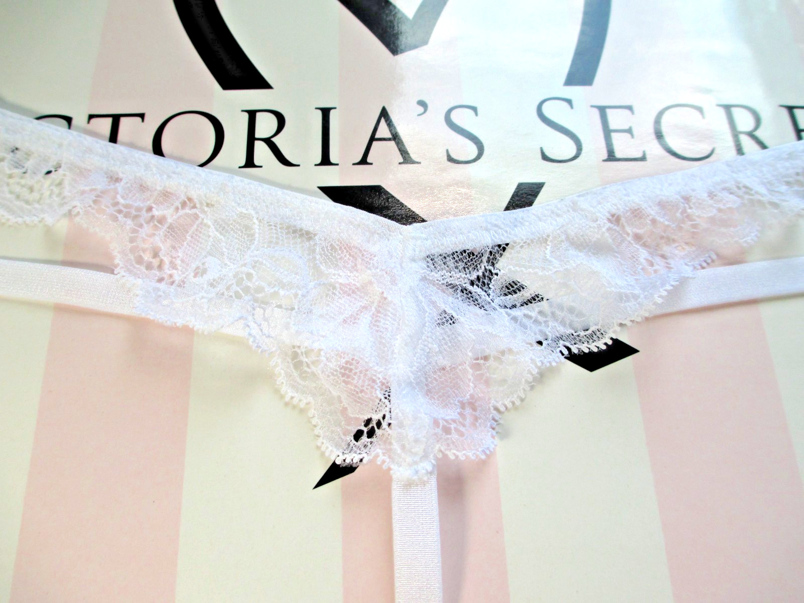 VICTORIA’S SECRET VERY SEXY V-String Thong Panty S M L XL White Cutout Strappy