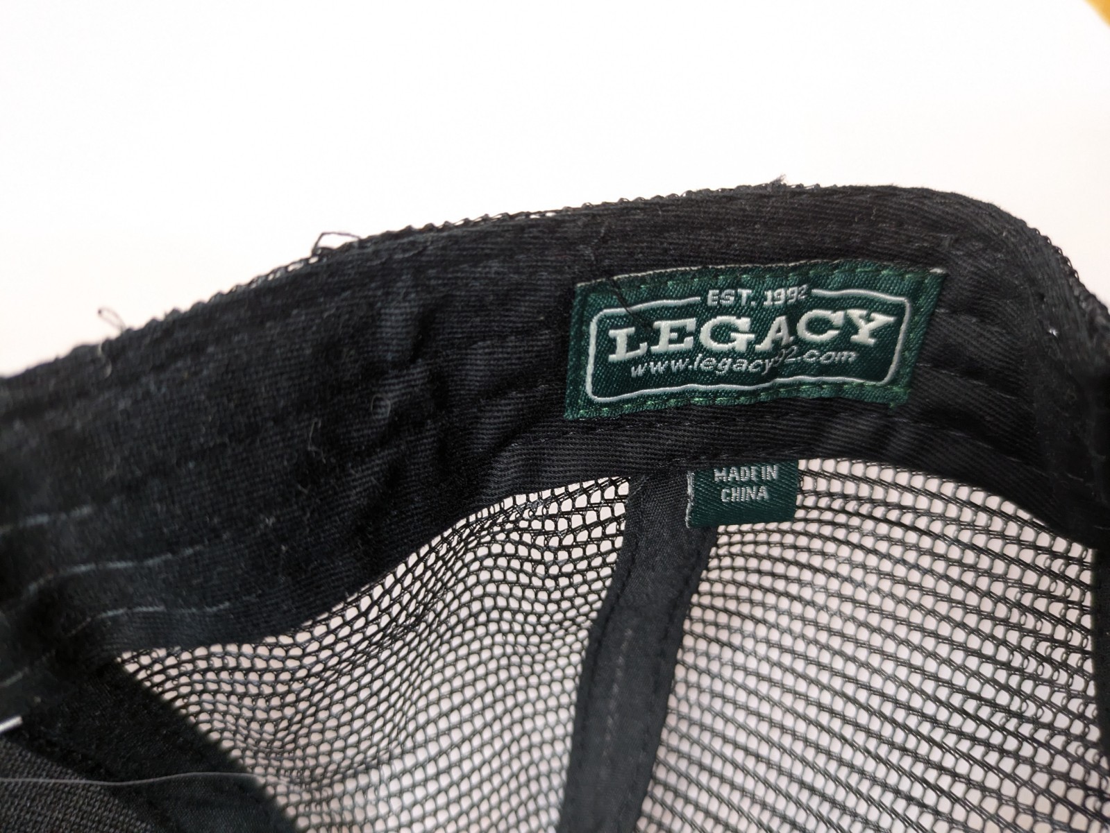 Legacy Lo Pro Snapback Live your Hat Mens One Size Bee Logo Trucker