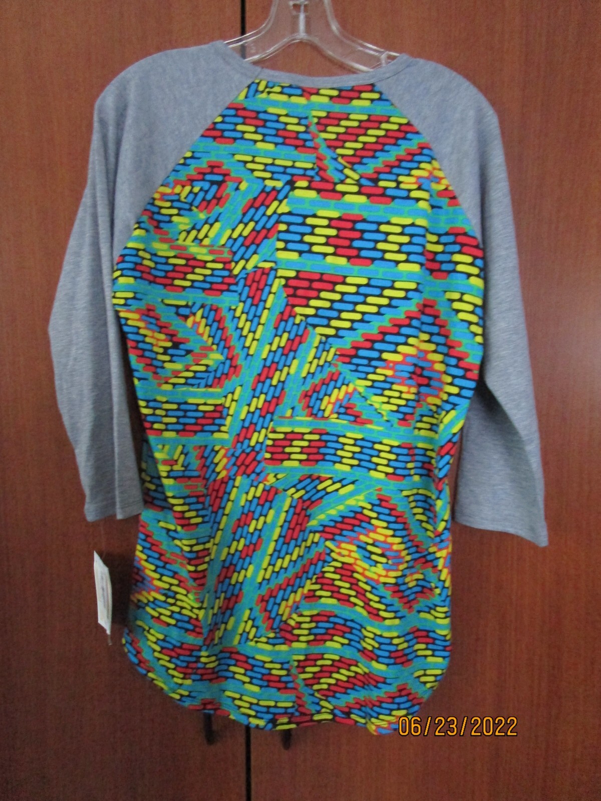 New Lularoe Ragland Randy Top Sz Medium Polyester Spandex Bust 40 Length 29 in