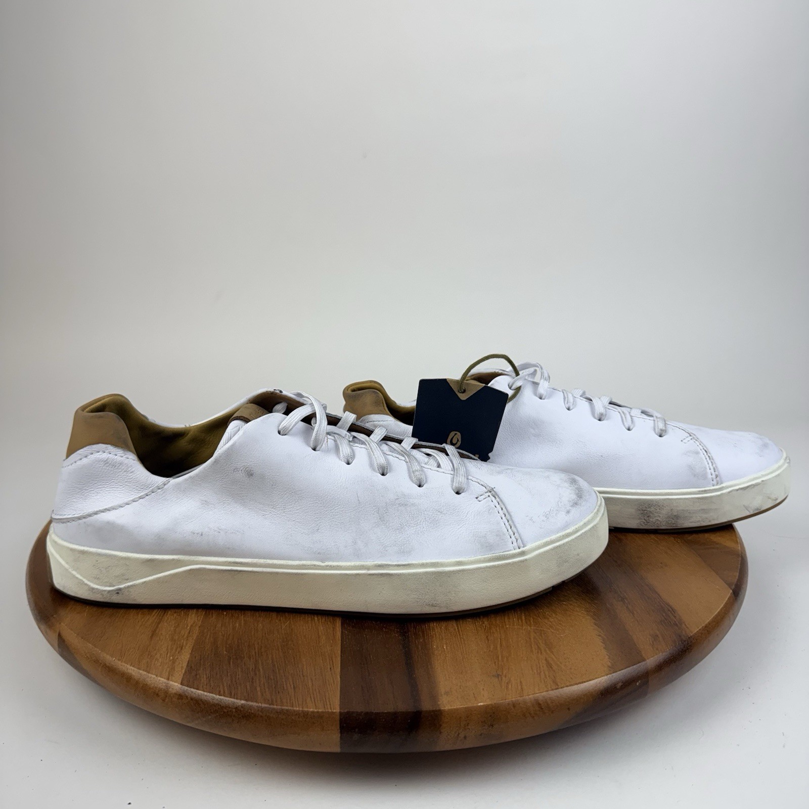 New NWT Mens Olukai Lae’ahi Li ‘Ili White Leather Casual Sneakers Size 11 M