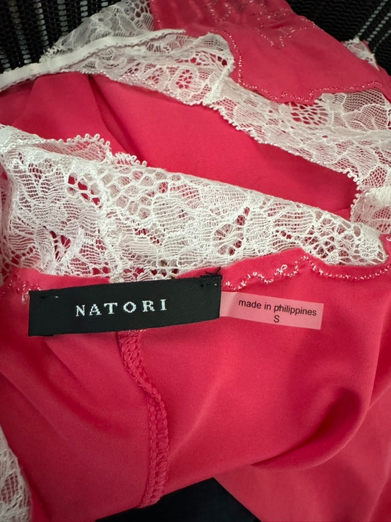 Natori Enchant Lace Slit nightgown chemise Slip Dress Hot Pink Size Small
