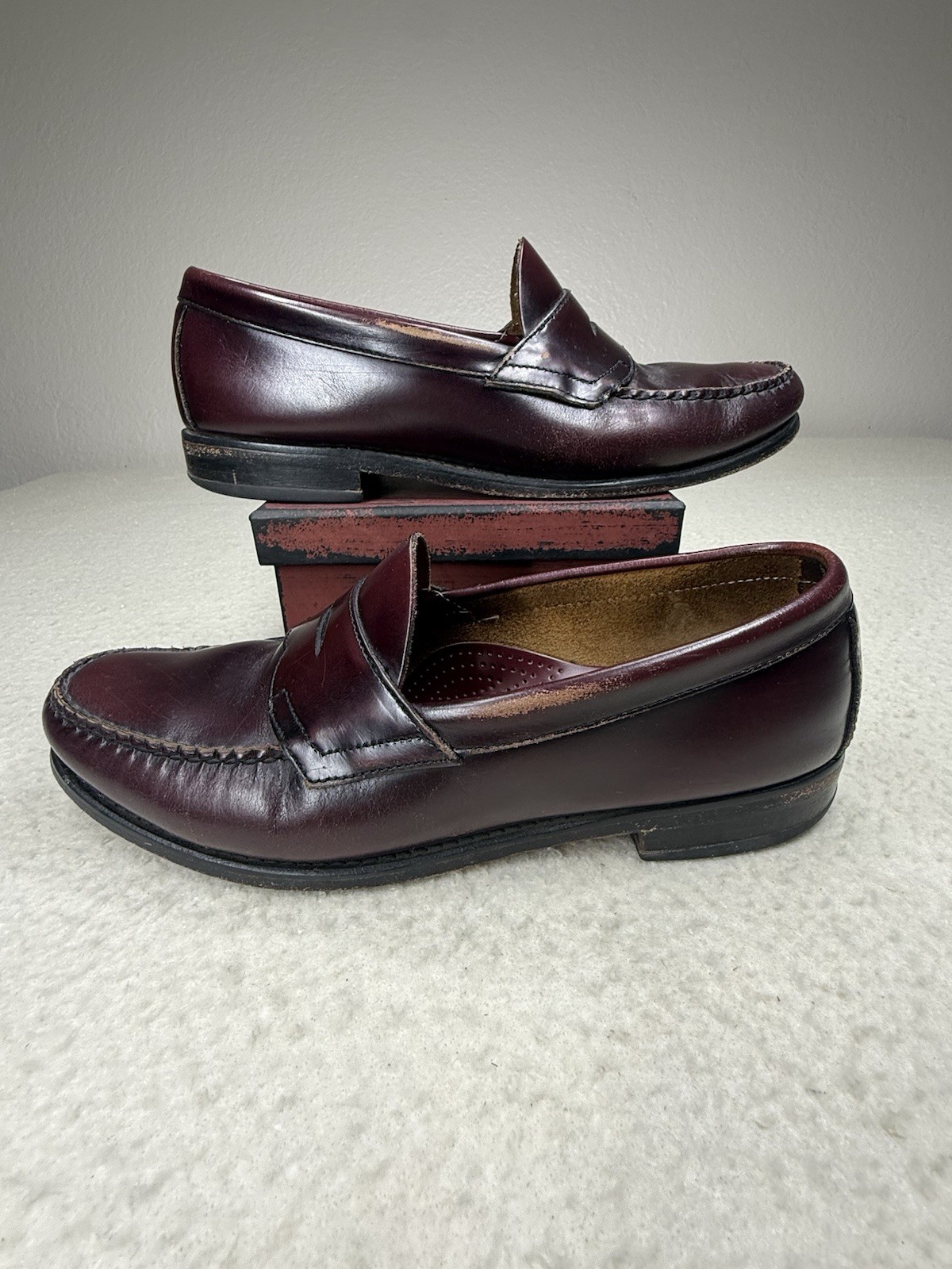 G.H. Bass Weejuns Penny Loafers Mens 10 D Burgundy Leather Slip On Classic